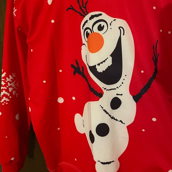Olaf Red Sweatshirt ❤️ - Picture 2 of 3